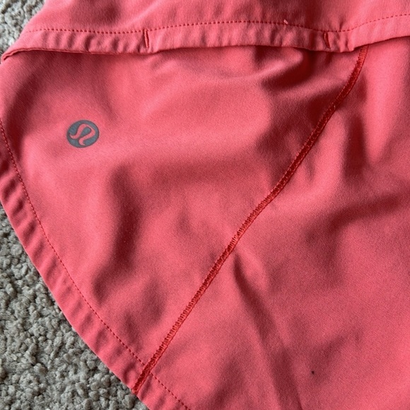 Lululemon Speed Up Short 2.5" Vermillion Pink - Picture 6 of 11